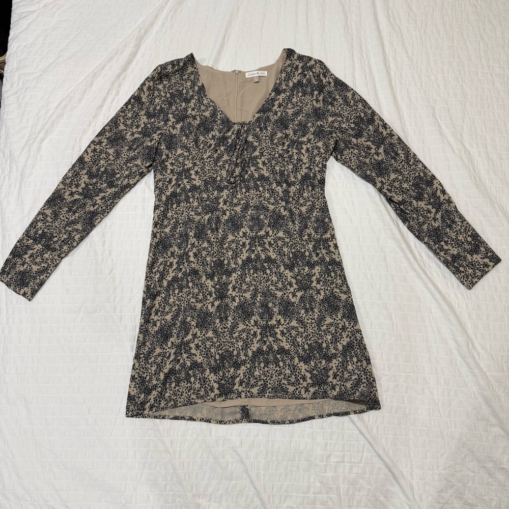 Backyard Roses Beige Patterned Long Sleeve Dress Size L